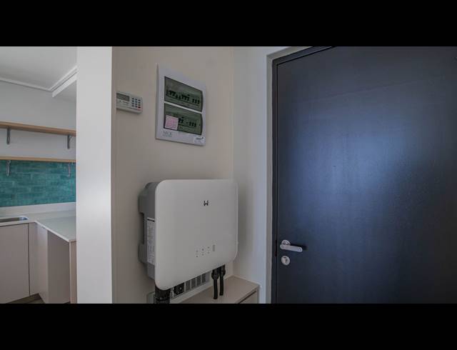 2 BEDROOM APARTMENT FOR SALE IN MUIZENBERG